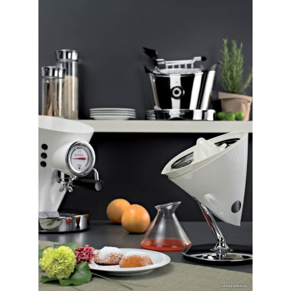 Соковыжималка Bugatti Vita [55-VITAC1]