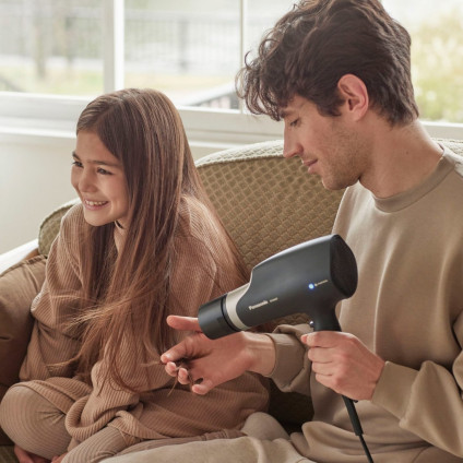 Фен Panasonic EH-NA67P-N825