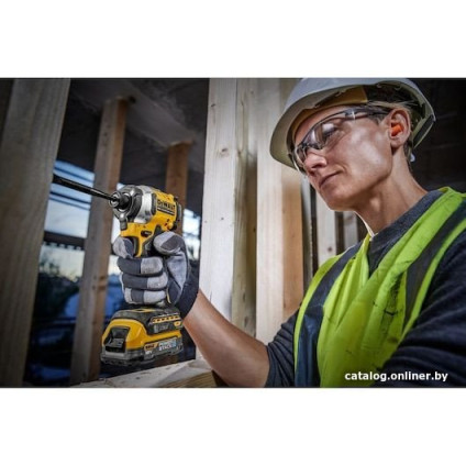 Винтоверт DeWalt DCF850E2T (с 2-мя АКБ 1.7 Ач, кейс)