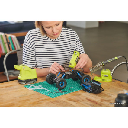 Термоклеевой пистолет Ryobi RGLM18-0 (без АКБ)