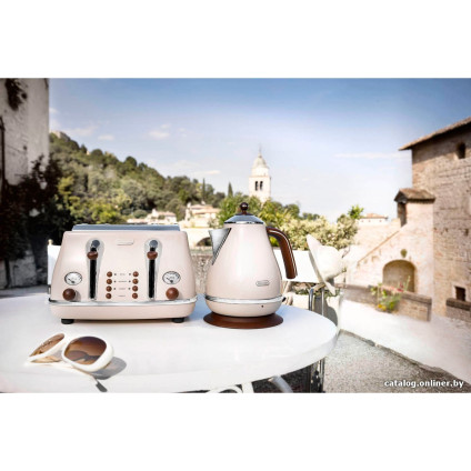 Электрический чайник DeLonghi KBOV 2001.BG