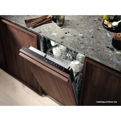 Встраиваемая посудомоечная машина Electrolux EEA71210L