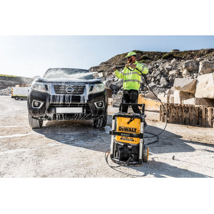 Мойка высокого давления DeWalt DCMPW1600N (без АКБ)