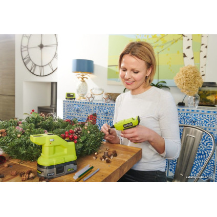 Термоклеевой пистолет Ryobi RGLM18-0 (без АКБ)