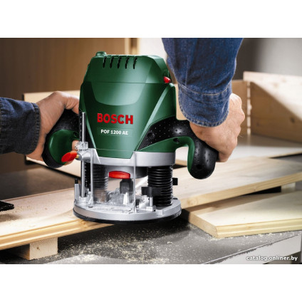 Вертикальный фрезер Bosch POF 1200 AE (060326A100)