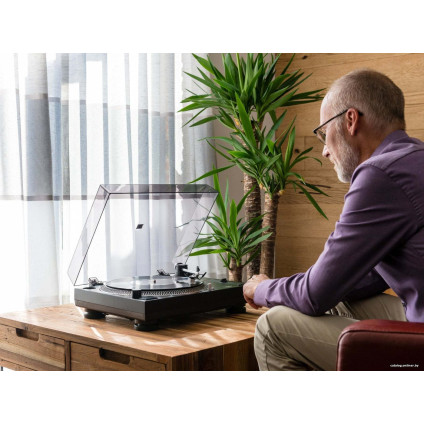 Виниловый проигрыватель Lenco L-3808 (черный)