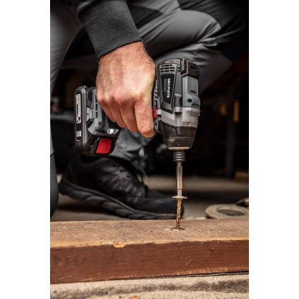 Винтоверт GRAPHITE 58G024 (без АКБ)