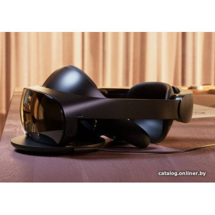 Автономная VR-гарнитура Meta Quest Pro