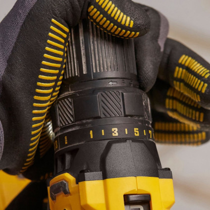 Дрель-шуруповерт Stanley SFMCD700C2K (с 2-мя АКБ, кейс)