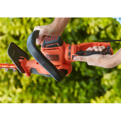 Кусторез Black & Decker BEHTS551-QS
