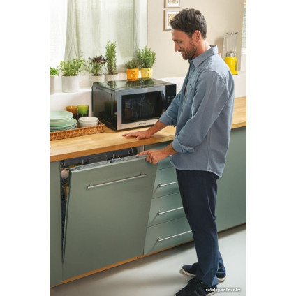 Встраиваемая посудомоечная машина Candy RapidO CI 6B4S1PSA1