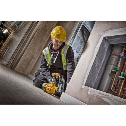 Гвоздезабиватель DeWalt DCN660D2 (с 2-мя АКБ, кейс)