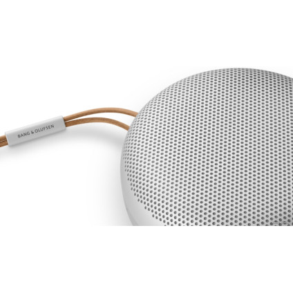 Беспроводная колонка Bang & Olufsen Beosound A1 2nd Gen (серый туман)