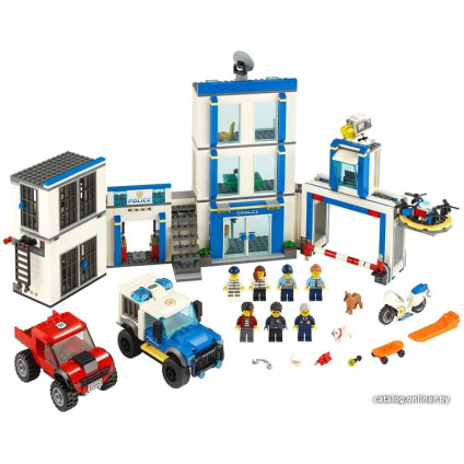 Конструктор LEGO City 60246 Полицейский участок