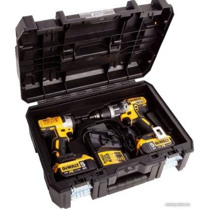 DeWalt DCK266P2T (шуруповерт, гайковерт, кейс)