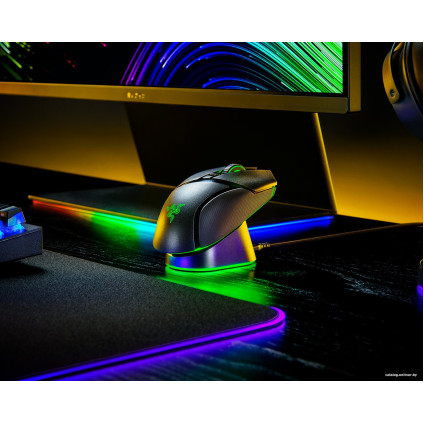 Зарядная станция Razer Mouse Dock Pro + Wireless Charging Puck Bundle
