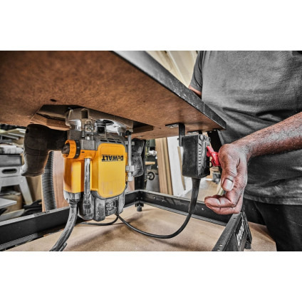 Вертикальный фрезер DeWalt DWE627KT (кейс)