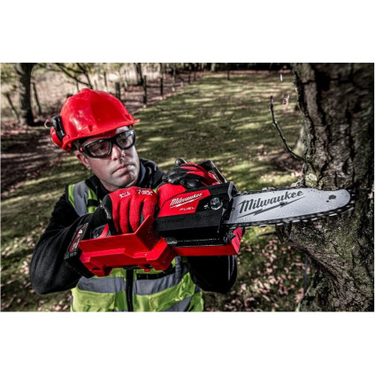 Аккумуляторная пила Milwaukee M12 FHS-602X Fuel 4933472212 (без АКБ)