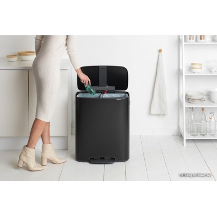 Система сортировки мусора Brabantia Bo Pedal Bin 2 x 30 л (черный матовый)