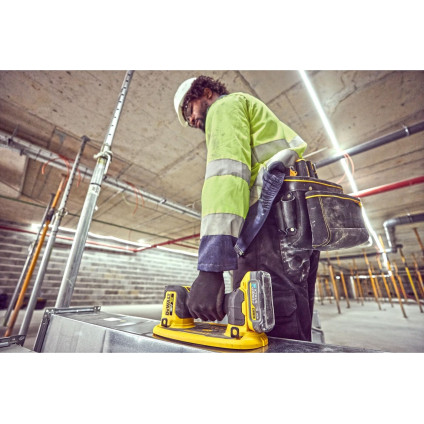 Стеклодомкрат (присоска для стекла и плитки) DeWalt DCE590N-XJ (без АКБ)